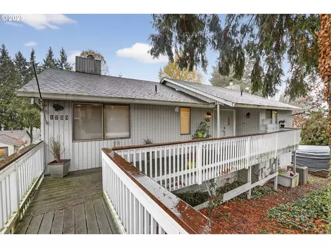 1730 6th St, Columbia City, OR 97018