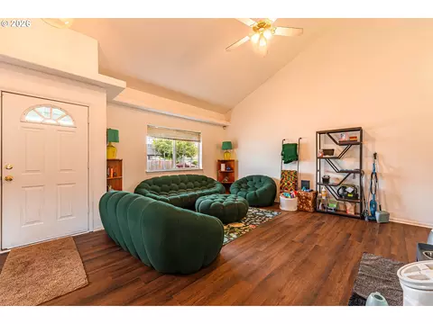 Other - 4096 S E St, Springfield, OR 97478 photo 5 of 6
