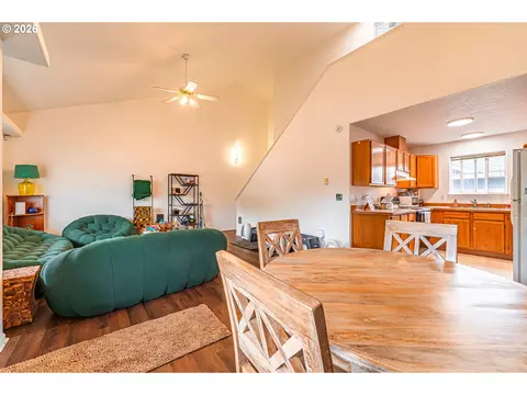 Dining - 4096 S E St, Springfield, OR 97478 photo 1 of 2