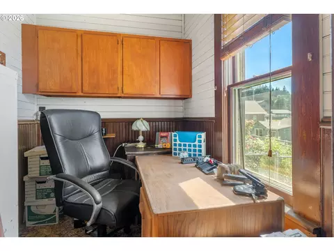 Other - 115 SW Regulator St, Cascade Locks, OR 97014 photo 1 of 4
