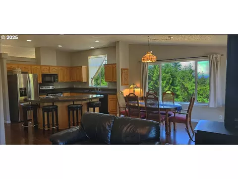89349 Rustic Ln, Florence, OR 97439 photo 17
