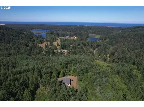 89349 Rustic Ln, Florence, OR 97439 photo 11