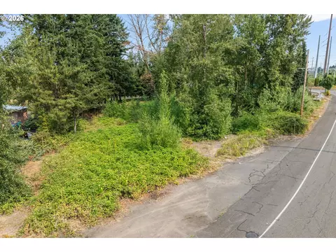 W Powell Loop, Gresham, OR 97030 photo 13