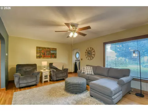Other - 908 SE Byers Ave, Pendleton, OR 97801 photo 3 of 13