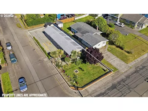 2294 Marion St, North Bend, OR 97459