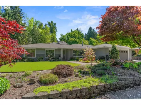 19055 Walling Cir, West Linn, OR 97068