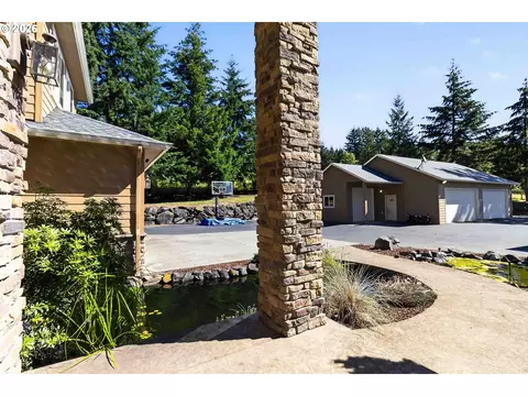 Exterior - 267 Ranch Rd, Kelso, WA 98626 photo 7 of 10