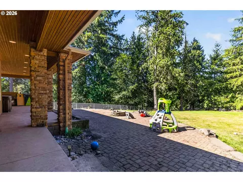Exterior - 267 Ranch Rd, Kelso, WA 98626 photo 5 of 10