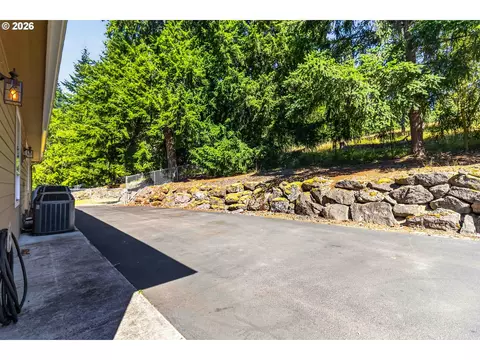 Exterior - 267 Ranch Rd, Kelso, WA 98626 photo 9 of 10