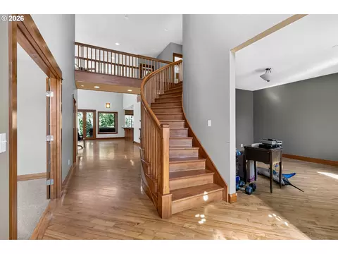 Entry Way - 267 Ranch Rd, Kelso, WA 98626 photo 2 of 4