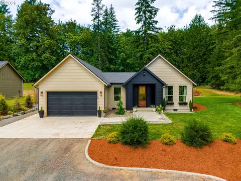 108 Lily Ln, Castle Rock, WA 98611