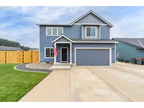 3111 NW 2nd St, Mcminnville, OR 97128