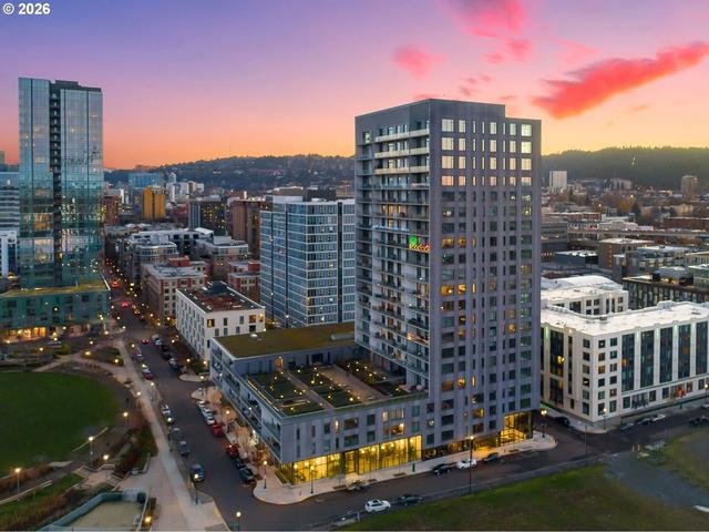 1150 NW Quimby St #702, Portland, OR 97209