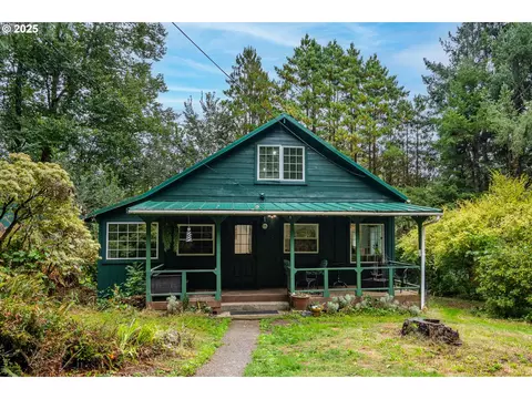 29 Neal Loop, Toledo, OR 97391