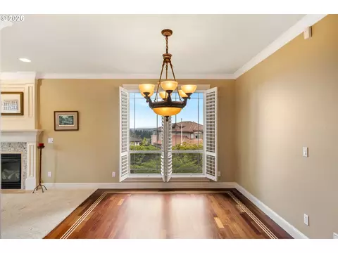 Dining - 1735 NW 40th Ave, Camas, WA 98607 photo 1 of 1