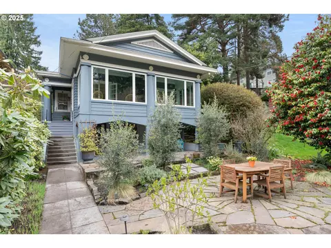 6501 SE Morrison St, Portland, OR 97215
