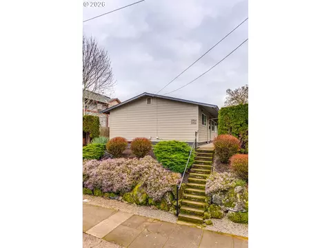 3954 N Borthwick Ave, Portland, OR 97227
