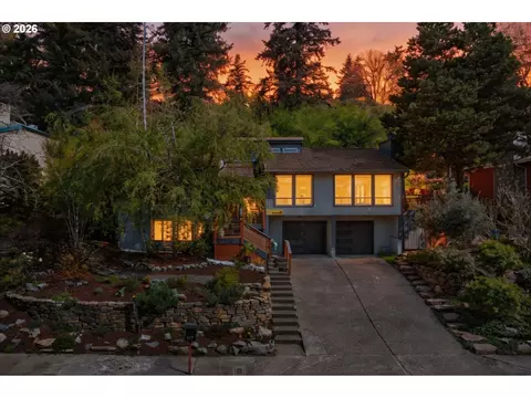 5817 SW Alfred St, Portland, OR 97219
