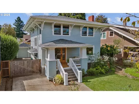 3163 NE Regents Dr, Portland, OR 97212