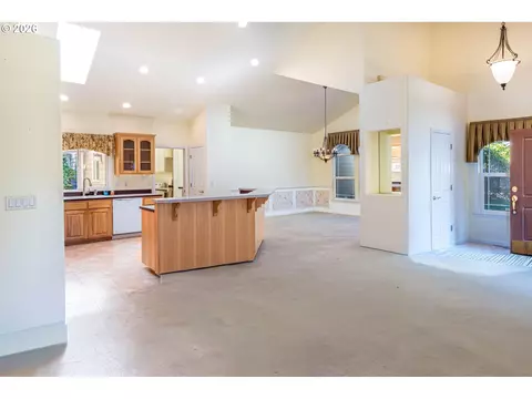 Other - 1243 Delrose Dr, Springfield, OR 97477 photo 3 of 8