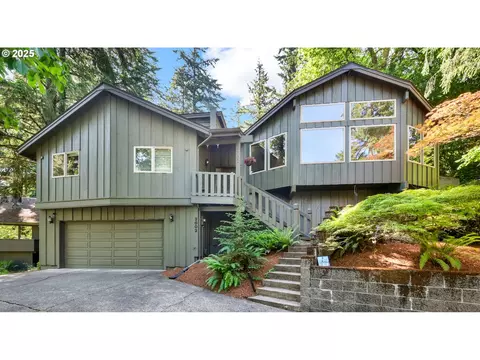 2002 Kimberly Dr, Eugene, OR 97405