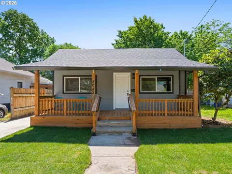8042 SE Tolman St, Portland, OR 97206