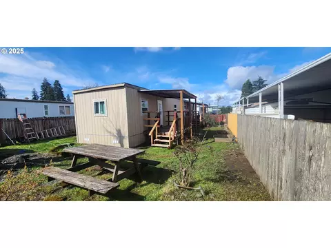5335 Daisy St #130, Springfield, OR 97478
