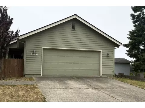 846 Sanford St, Coos Bay, OR 97420