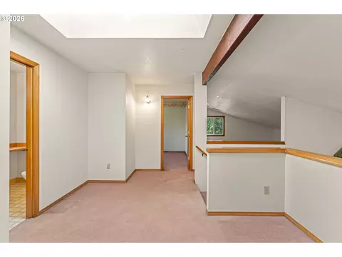 Entry Way - 35255 S Summit Ln, Molalla, OR 97038 photo 2 of 2
