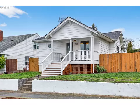 308 W 35th St, Vancouver, WA 98660