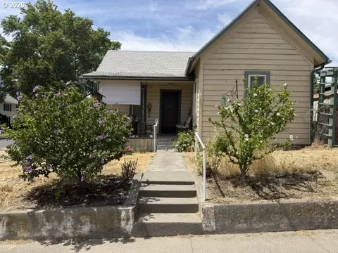 705 NW Despain Ave, Pendleton, OR 97801 photo 1