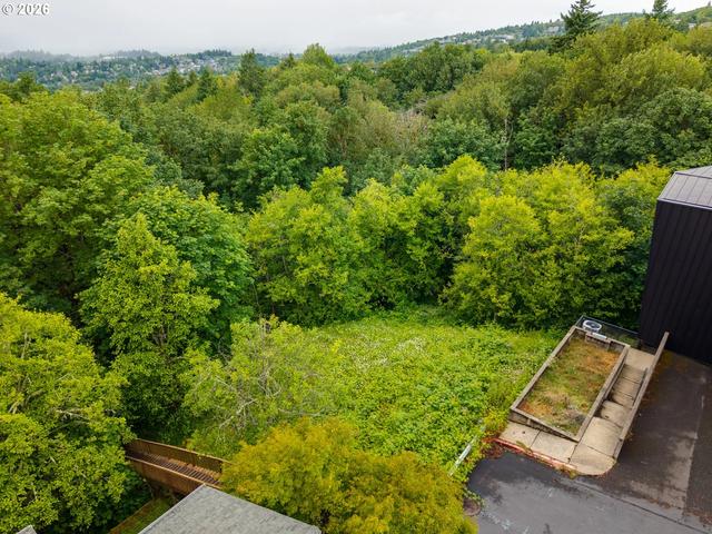 8049 NW Prominence Ct, Portland, OR 97229