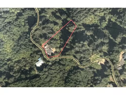 1470 NE Newport Heights Dr, Newport, OR 97365