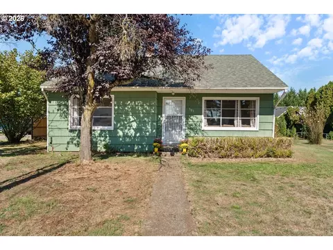 301 E 2nd St, Canby, OR 97013