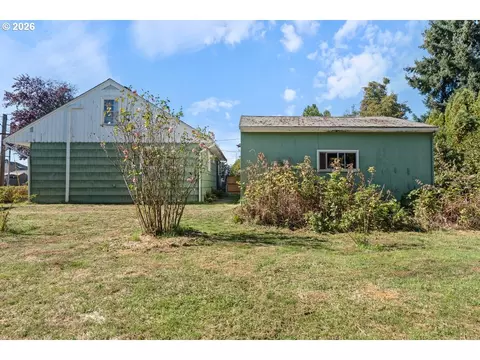 Exterior - 301 E 2nd St, Canby, OR 97013 photo 8 of 8