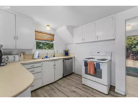 Kitchen - 301 E 2nd St, Canby, OR 97013 photo 2 of 3