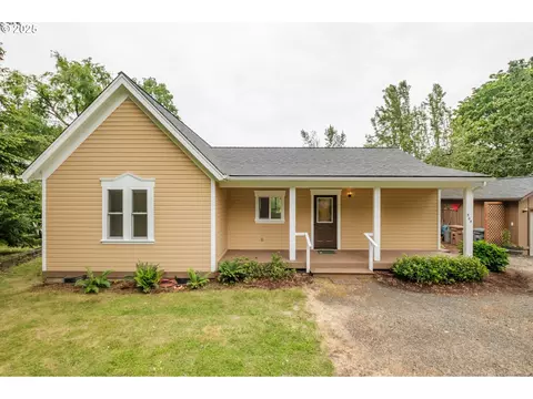 304 Spaulding Ave, Brownsville, OR 97327