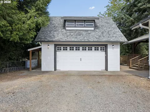 Exterior - 205 NW 12th St, Gresham, OR 97030 photo 6 of 8