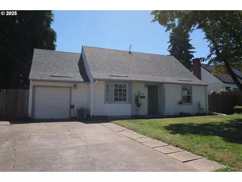 6520 NE Roselawn St, Portland, OR 97218