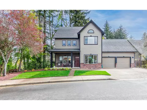 723 S 48th St, Springfield, OR 97478