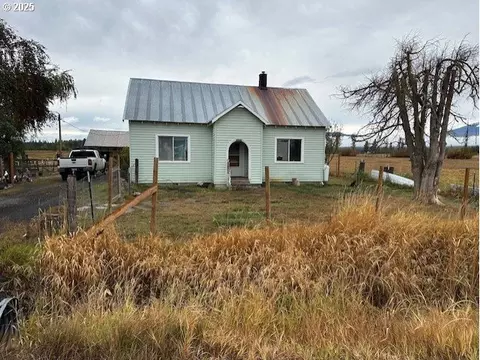 247 Troh Ln, Glenwood, WA 98619