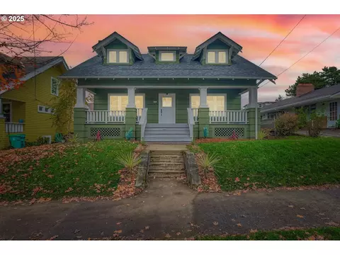 3015 SE Gladstone St, Portland, OR 97202