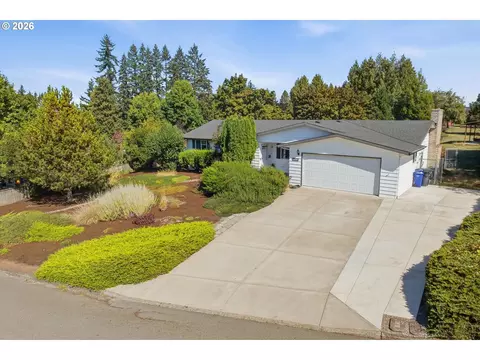 21880 S Somerset Dr, Oregon City, OR 97045