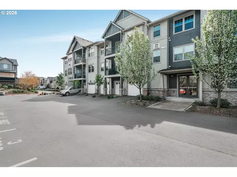 17126 SW Snowdale St #102, Beaverton, OR 97007