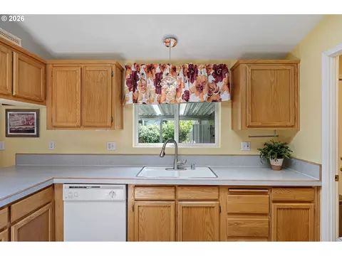 3220 Crescent Ave #82, Eugene, OR 97408 photo 11