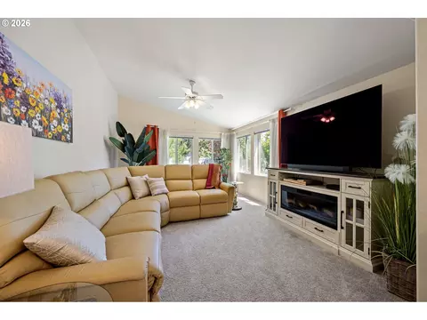 3220 Crescent Ave #82, Eugene, OR 97408 photo 14