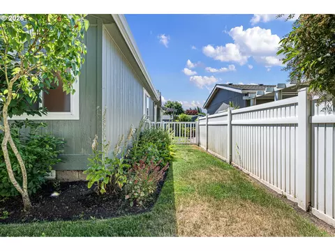 3220 Crescent Ave #82, Eugene, OR 97408 photo 41