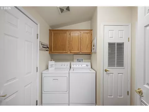 3220 Crescent Ave #82, Eugene, OR 97408 photo 31