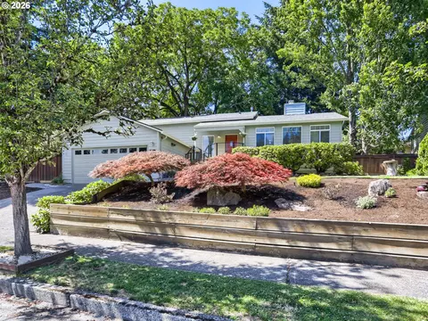9411 SW Siletz Dr, Tualatin, OR 97062
