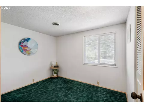 Bedroom - 25 Canyon Dr, Heppner, OR 97836 photo 2 of 4